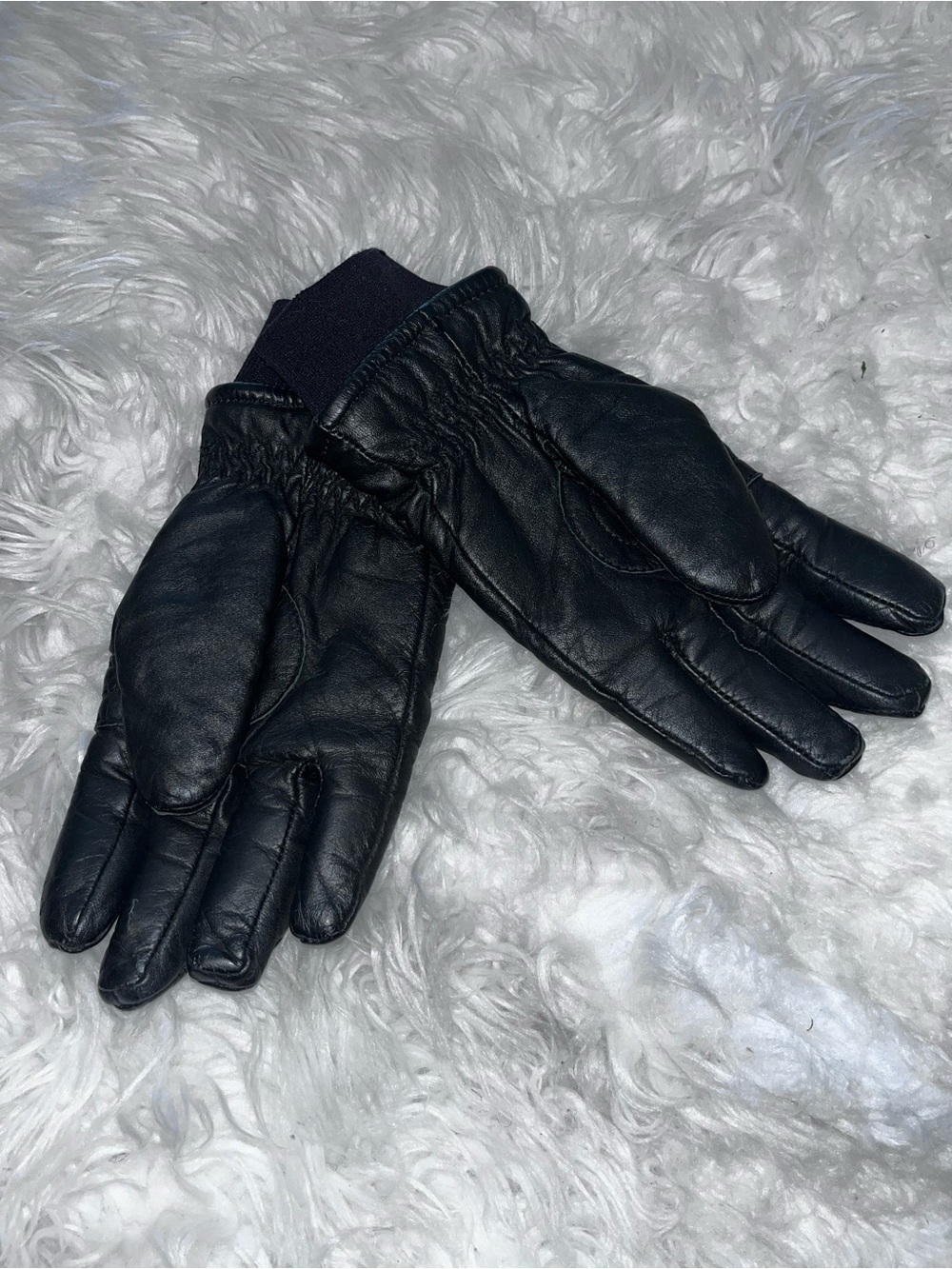 Saranac Black Leather Men's Gloves with Elastic Cuff